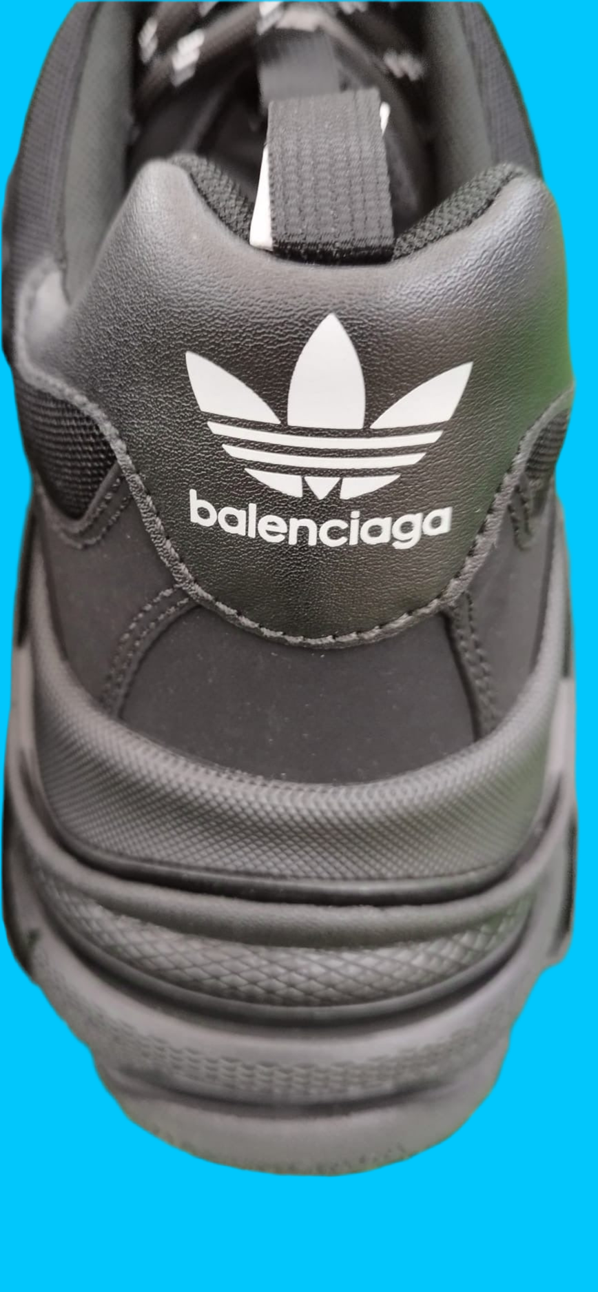 Zapatillas Balenciaga x Adidas Triples S Negros